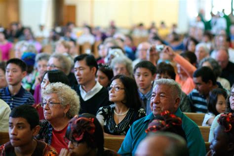 Faith Unites Catholics At Multicultural Mass The Catholic Sun