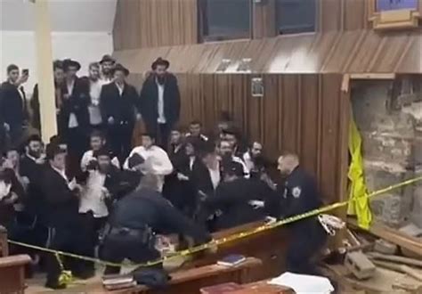 Police Arrest Ten After Secret Tunnel Under New York Synagogue Sparks