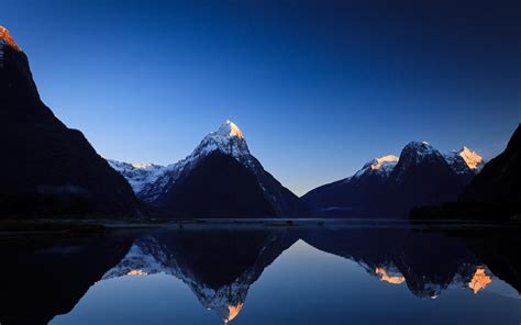 Milford Sound Sunrise New Zealand Wallpapers Hd Desktop And