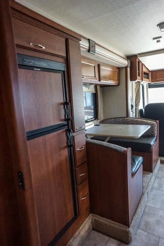 2016 New Fleetwood Flair 26d Class A In Texas Tx