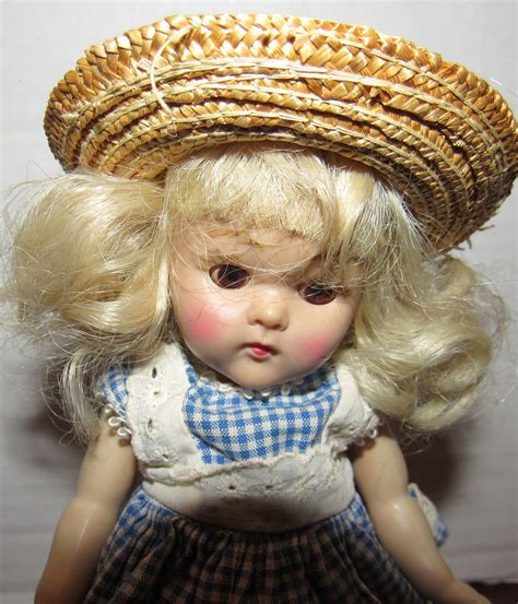 Gorgeous Vintage Ginny Vogue Doll 8 Circa 1950s In Tagged Outfit Vintage Vogue Vintage