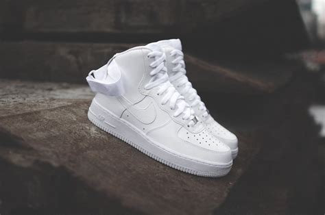 Nike air force 1/1 nike and the mighty swooshers. NIKE AIR FORCE 1 HIGH '07 - WHITE/WHITE @ KITH NYC