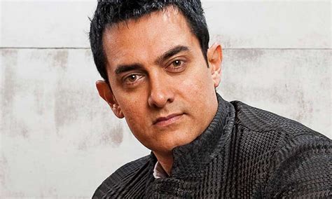 aamir khan s new look for his upcoming movie is super surprising