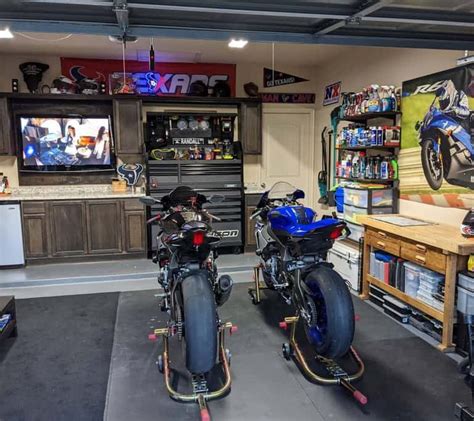 48 Garage Man Cave Ideas And Inspiration Trendey