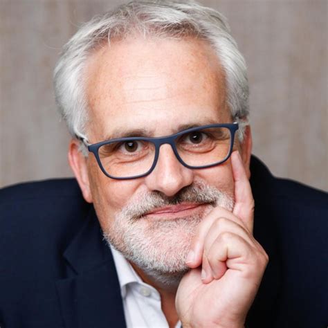 Für sie stehen wir mit exzellenter beratung, digitalem banking und einem umfangreichen produktangebot zur verfügung. Uwe Ittensohn - Bereichsleiter Planung und Steuerung u ...
