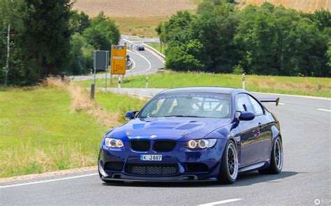 The e90, e92 and e93 m3 saloon, coupé and convertible took bmw's performance icon to new levels of technical sophistication. BMW M3 E92 Coupé Custom Racetec - 6 August 2019 - Autogespot