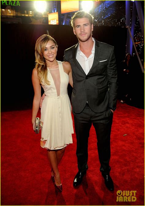 Liam Hemsworth Files For Divorce From Miley Cyrus Photo 4338026 Liam Hemsworth Miley Cyrus