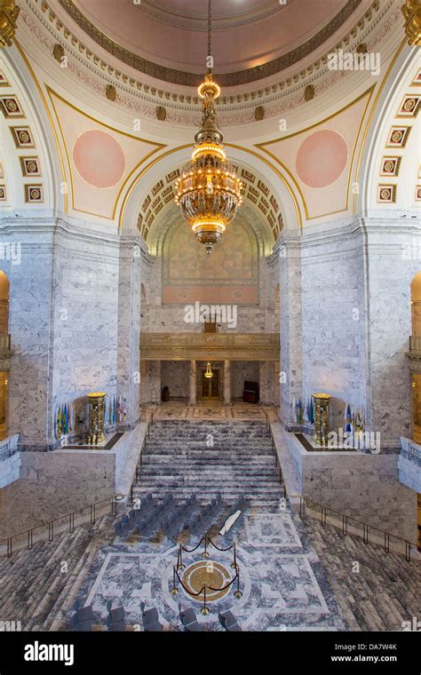 Washington State Capitol Building Rotunda Chandlier In Olympia Stock