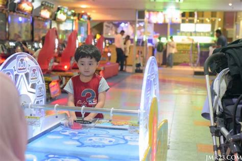 Approaching the angle station before passing over resorts world genting. Awana Skyway Genting Highlands - JMR