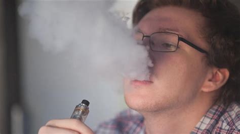 Ee Uu Asocia Los Problemas Pulmonares Por El Vapeo Que Han Causado Al