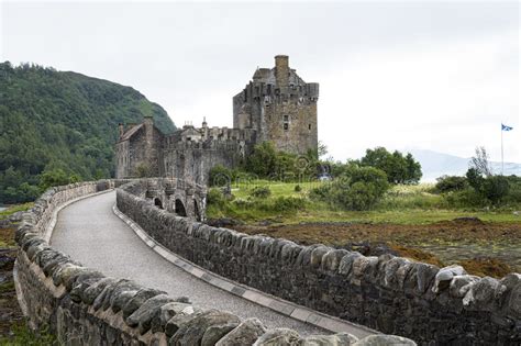 Eilean Donan Castle Stock Image Image Of Castle Clan 58712085
