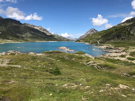 Vom Ospizio Bernina über Sassal Mason Zur Alp Grüm Wanderung