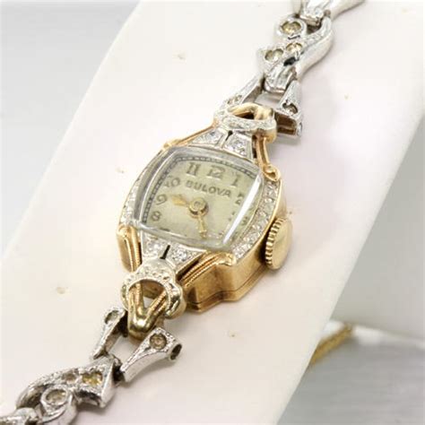 Vintage Ladies 14k Gold Bulova Diamond Manual Watch
