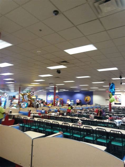 Chuck E Cheeses 44410 Valley Central Way Lancaster Ca 93536 Usa