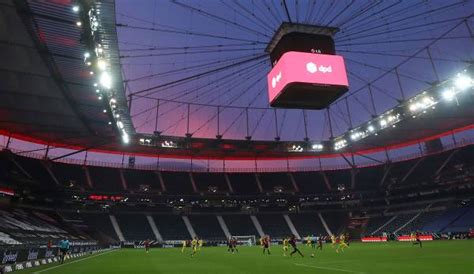 Ali akman, 19, aus türkei nec nijmegen, seit 2021 mittelstürmer marktwert: Eintracht Frankfurt: Türkisches Talent Ali Akman wechselt ...