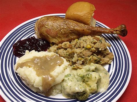 Thanksgiving dinner is so cheap to prepare this year like. Sprout's Fully Prepared Holiday Meals | Mama Likes To Cook
