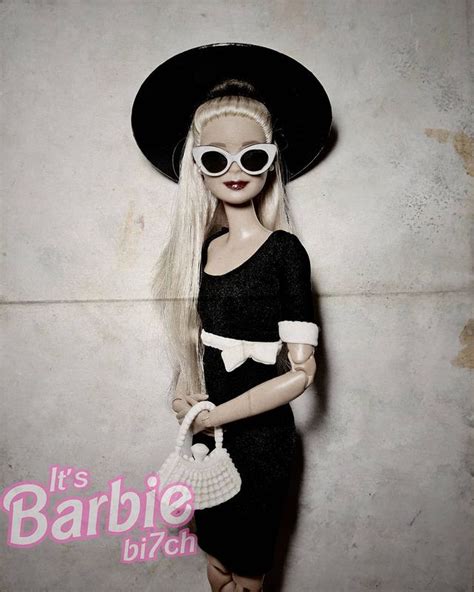 Barbie no Instagram: “I'm checking you so hot, so hot, wonder if you