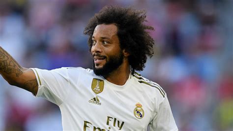 i don t want to leave juventus linked marcelo wants real madrid stay sporting news canada