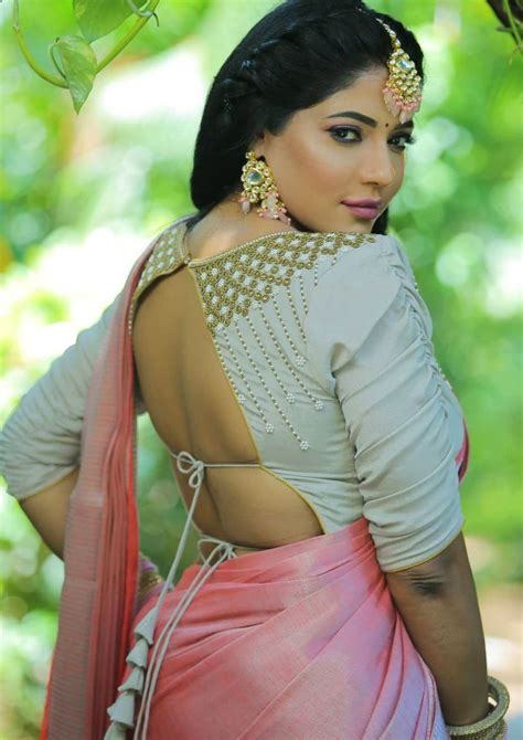 Reshma Pasupuleti Glam Pics In Saree Telugu Actress Gallery