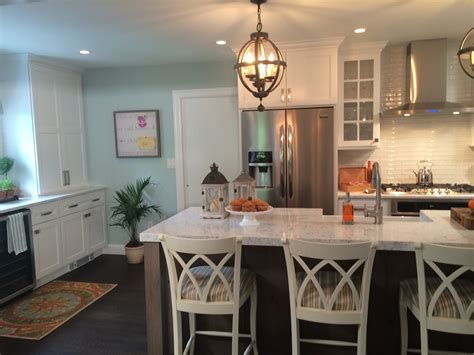 The property brothers have created hundreds of gorgeous kitchens throughout their incredible careers. Kitchen | Kitchen island makeover, Kitchen inspirations ...