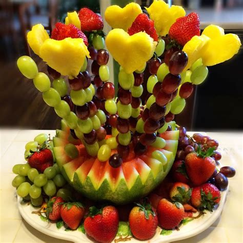 Pin By Nadine Malik On Diy Edible Arrangements Fruit Dishes Fruit