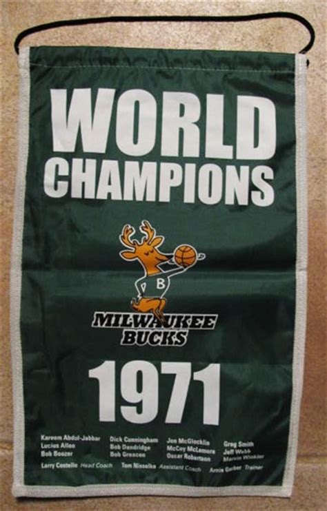 Lot Detail - 1971 MILWAUKEE BUCKS WORLD CHAMPIONS BANNER w/ JABBAR