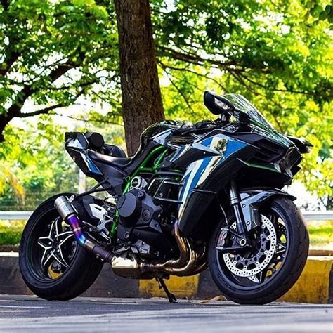 In a first look, the bike looks more of a piece of craft than a. 1931 best Superbike images on Pinterest | Sport ...