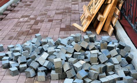 Bricks and pieces can take a few weeks. Pile Of Bricks And Pieces Of Scaffolding Stock Image - Image of cube, board: 77107651