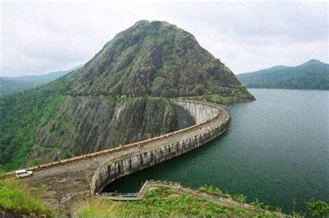 Idukki dam and the reservoir gives you goosebumps for its beauty and engineering expertise. A Trip to Idukki Arch Dam - Short Getaways from Kochi ...
