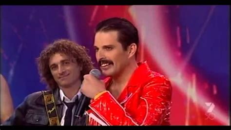 Queen, british rock band whose fusion of heavy metal, glam rock, and camp theatrics made it one of the most popular groups of the 1970s. KILLER QUEEN - QUEEN TRIBUTE ACT - YouTube