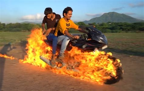 Ghost rider is the alias used by a swedish motorcycle stunt rider, called probably the most famous flaunter of road rules the world has ever seen, whose youtube videos have achieved a cult following with millions of views. YouTuber Sets Bike On Fire To Imitate Ghost Rider, Posts ...
