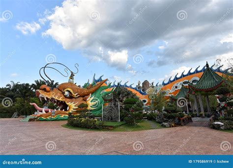 A Grand Scenic Traditional Colourful Chinese Dragon Temple In Yong Peng