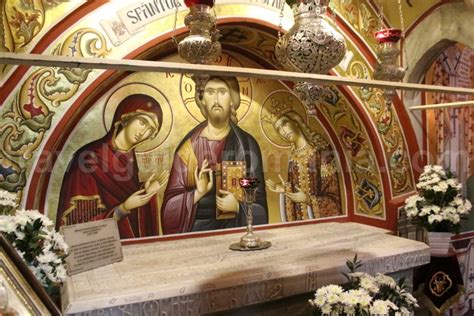Astăzi, 2 iulie 2021, la mănăstirea putna va avea loc slujba de . Mormantul domnitorului Stefan cel mare - Mare - Biserica ...