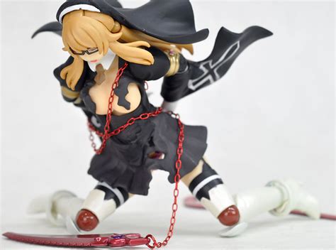 R18 Revoltech Queen S Blade No 014 Sigui 2p Color Ver 1 12 Action Figure Images At Mighty Ape Nz