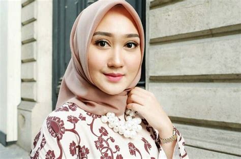 Inilah Selebgram Hijab Tercantik Dan Terkenal Se Indonesia Avanascarf