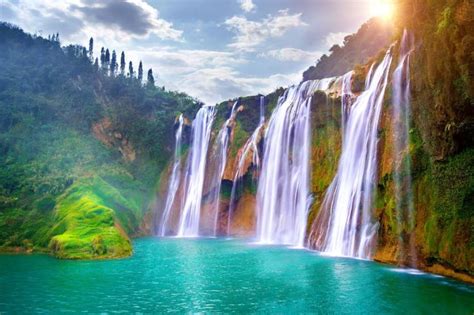 40 Epic Photos Of The Worlds Most Beautiful Waterfalls The