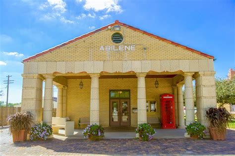 4th & poplar, abilene, ks 67410. Abilene Travel Information - Union Pacific Depot | Abilene ...