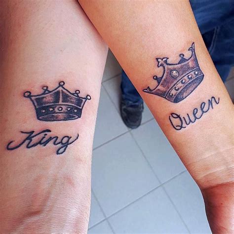 Share 80 Queen And King Crowns Tattoos Thtantai2