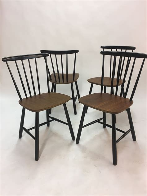 Set Of 4 Vintage Scandinavian Spindle Back Dining Chairs 1950s