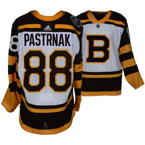 The bruins unveiled their jerseys for the 2019 winter classic on thursday morning for when the team faces the blackhawks at notre dame on january 1. David Pastrnak Boston Bruins Game-Worn 2019 NHL Winter Classic Jersey - NHL Auctions