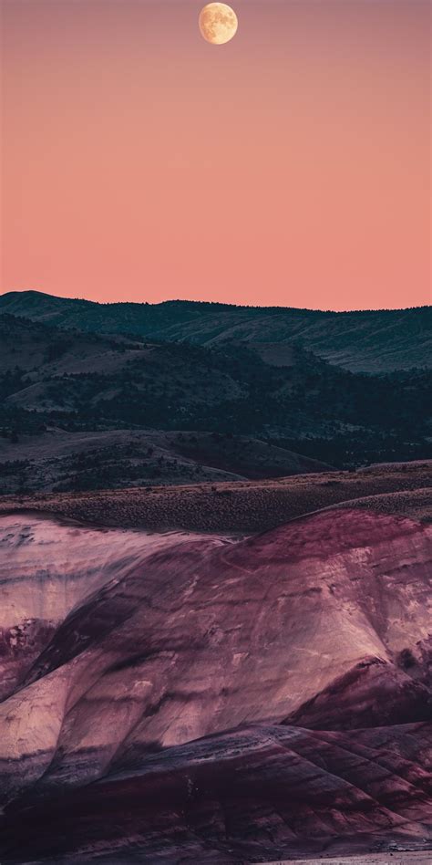 1080x2160 Moon Rising Over The Painted Hills 4k One Plus 5thonor 7x