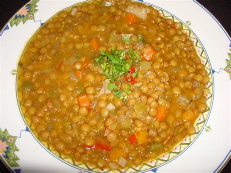 Lentejas con chorizo y tocino. LA COCINA DEL POLLO: SOPA DE LENTEJAS A LA JARDINERA CON ...