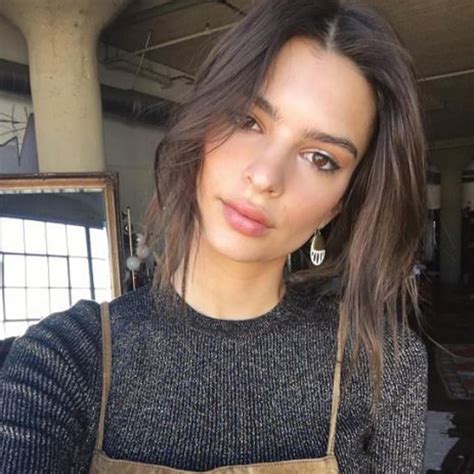 Emily Ratajkowski Sexiest Style Instagram Pictures Popsugar Fashion