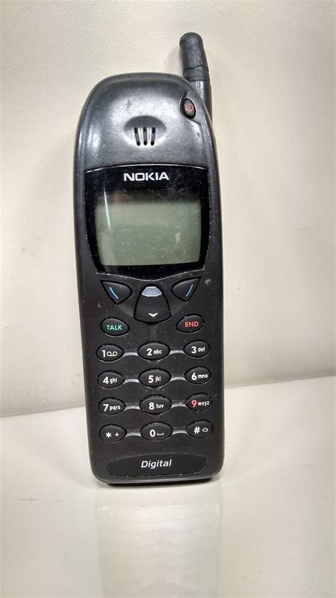 O nokia 301 é um destes celulares e foi lançado no começo de 2013. 3° Antigo Celular Nokia 6120 5120 1100 V3 Tijolao Ultra ...