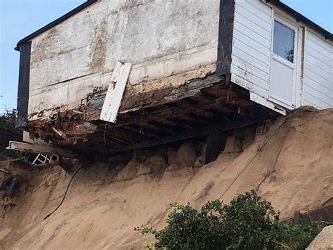 Residents Who Bought Homes On The Cliff Edge Explain Why They Took The Plunge Mirror Online