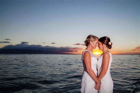 Beach Wedding Sunset Sunset Beach Weddings Lesbian Engagement Photos