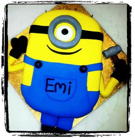 Which is the best minion cake to make? Fondant Minion (With images) | Fondant minions, Fondant ...