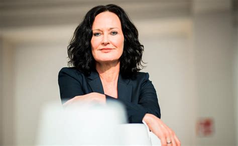 März den bereich corporate responsibility und sustainability. Eva Glawischnig Krankheit - Eva Glawischnig Ging Bei ...