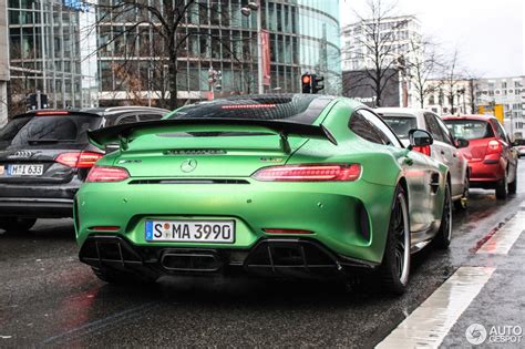 2017 Mercedes Amg Gt R Spotted Flaunting Its Amg Green Hell Magno Hue