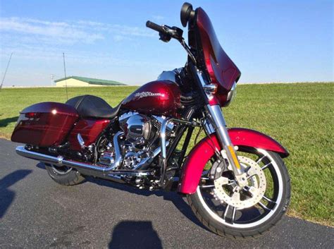 I was absolutely sold on the amber whiskey color, which is what i ended up with. 2014 Harley-Davidson FLHXS Street Glide Special for sale ...